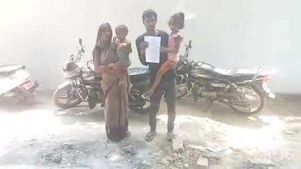 धौरहरा: लोखनिया गांव के पीड़ित के बड़े भाई ने पीड़ित के हिस्से की चोरी से बेची जमीन, घर में हिस्सा नहीं दिया