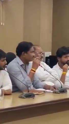 हवेली: वाघोली येथील विविध प्रश्नांविषयी महापालिका आयुक्त यांच्यासोबत आ. ज्ञानेश्वर कटके यांची बैठक संपन्न