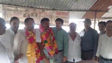 पूरनपुर: प्रगतिशील अधिवक्ता एसोसिएशन का चुनाव संपन्न, संजय सक्सेना बने अध्यक्ष और सुशील सक्सेना महासचिव