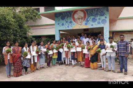ଆଠମଲ୍ଲିକ: କିଶୋରନଗର ରେ ମେଧା ପ୍ରତିଭା ସମ୍ମାନ ସମାବେଶ ଅନୁଷ୍ଠିତ , ଯୋଗ ଦେଲେ କିଶୋରନଗର ତହସିଲଦାର 
 କିଶୋର ନଗର ସ୍ନାତକ ମହାବିଦ୍ୟାଳୟ ଠାରେ କିଶୋର