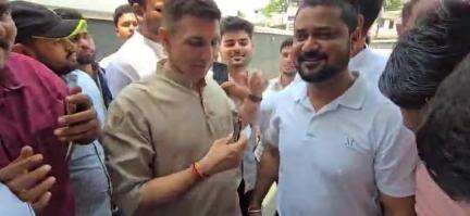 जन जन के नेता मध्य प्रदेश कांग्रेस के अध्यक्ष आदरणीय श्री जीतू पटवारी जी के सिवनी संविधान बचाओ कार्यक्रम के दौरान मेरे जन्मदिन के उपलक्ष्य में मुझे शुभकामनाएं दी एवं आशीर्वाद प्राप्त हुआ 

#highlight #follower #everyone