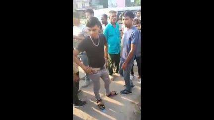 ধূপগুড়ি: ধুপগুড়ি বাস টার্মিনাসের এক দোকান থেকে বোতলের জল পান করে অসুস্থ চার যুবক, দোকান বন্ধের নির্দেশ পুলিশের