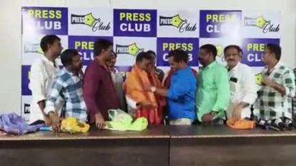 ఆర్మూర్: ఆర్మూర్లో నవనాథపురం ప్రెస్ క్లబ్ నూతన కమిటీ ఎన్నిక అధ్యక్షునిగా సంజీవ్ ఎన్నిక