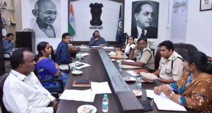 గుంటూరు: జిల్లా ఇన్చార్జి కలెక్టర్ ఏ భార్గవ్ తేజ అధ్యక్షతన జరిగిన జిల్లా చిత్తడి నేలల పరిరక్షణ కమిటీ సమావేశం