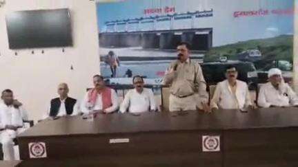 लालगंज: लालगंज में हिंदी पत्रकारिता दिवस पर उपरौध पत्रकार परिषद के तत्वावधान में संगोष्ठी का आयोजन, वक्ताओं ने अपने विचार रखे