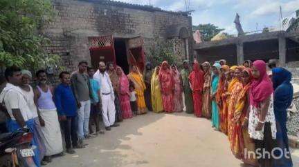 पटोरी: इस्माइलपुर लगूनिया में मजदूरों की समस्याओं को लेकर बैठक, कई विषयों पर निर्णय लिए गए