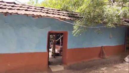বামনগোলা: কাশিমপুর এলাকা থেকে নিখোঁজ এক যুবতী থানায় দ্বারস্থ পরিবার