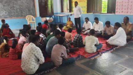 బాల్యవివాహాలు నేరం,సమానంగా జీవించే హక్కును దుర్వినియోగం చేసుకోవద్దని జిల్లా వ్యాప్తంగా అవగాహన కల్పించిన పోలీసులు