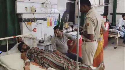 पाली: शहर के सोसाइटी नगर में बाइक में बोतल से पेट्रोल डालते समय लगी आग, बाइक सवार झुलस कर घायल, ट्रॉमा सेंटर में भर्ती