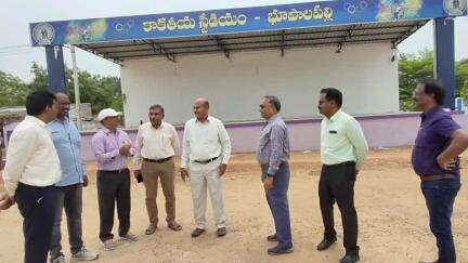 భూపాలపల్లి: తెలంగాణ ఆవిర్భావ వేడుకలు జరిగే సుభాష్ కాలనీ MD క్వార్టర్స్ స్టేడియంను పరిశీలించిన జీఎం రాజేశ్వర్ రెడ్డి