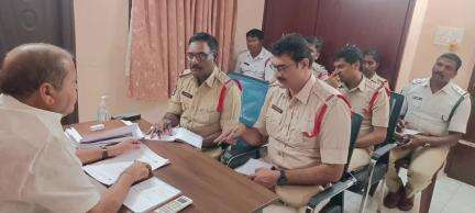 చిన్నారులు,మహిళలపై అఘాయిత్యానికి పాల్పడే వారిని కఠినంగా శిక్షించాలి రూరల్ ఎమ్మెల్యే పంతం నానాజీ పోలీస్ అధికారులకు సూచన
