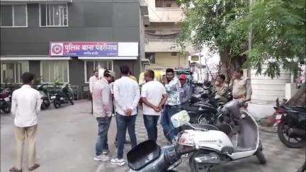 मल्हारगंज: वार्ड 59 की भाजपा पार्षद के पिता को जान से मारने की धमकी, बजरंग दल के जिला मंत्री पर मामला दर्ज