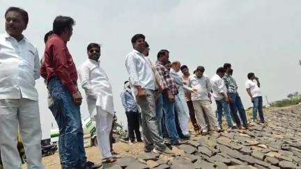 सागर: नरयावली विधायक ने मकरोनिया में सरोवर तालाब निर्माण एवं सौंदर्यकरण का निरीक्षण किया