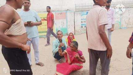 बरकट्ठा: धरगुली में वज्रपात से पति की मौत, पत्नी गंभीर रूप से घायल