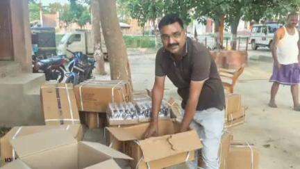 सोनबरसा: परसा मोड़: पुलिस ने गुप्त सूचना पर कार्रवाई कर चार पहिया वाहन से नशीली दवा बरामद की