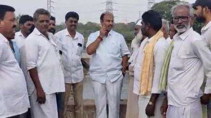 గద్వాల్: జూరాల ప్రాజెక్టు కుడి కాలువకు నీటిని విడుదల చేసిన:ఎమ్మెల్యే బండ్ల కృష్ణమోహన్ రెడ్డి