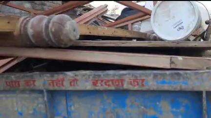 साहेबपुर कमाल: ज्ञानटोल में पुलिस द्वारा तीसरे दिन भी तीन अभियुक्तों के घर की कुर्की जब्ती