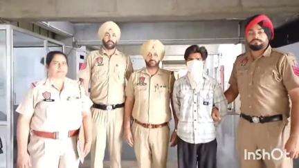 ਫਤਿਹਗੜ੍ਹ ਸਾਹਿਬ: ਜ਼ਿਲੇ ਦੇ ਵੱਖ-ਵੱਖ ਥਾਣਿਆਂ ਦੀ ਪੁਲਿਸ ਵੱਲੋਂ 4 ਵਿਅਕਤੀਆਂ ਨੂੰ ਨਸ਼ੀਲੇ ਪਦਾਰਥਾਂ ਸਮੇਤ ਗ੍ਰਿਫਤਾਰ