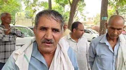 सोनीपत: सीवरेज समस्या से परेशान लोगों ने नगर निगम कार्यालय में जताया रोष