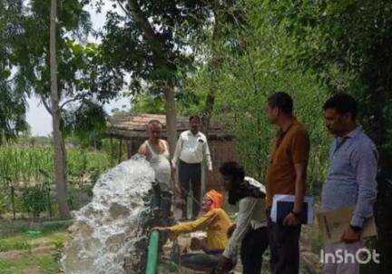 कैसरगंज: जरवल में मुख्यमंत्री लघु सिंचाई योजना के लाभार्थियों का सत्यापन किया गया
