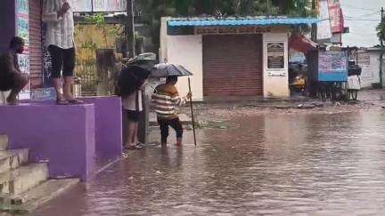 ఆత్మకూరు: అనంతసాగరంలో ఇళ్లల్లోకి చేరిన వర్షపు నీరు, తీవ్ర ఇబ్బందులు పడుతున్న ప్రజలు #localissue