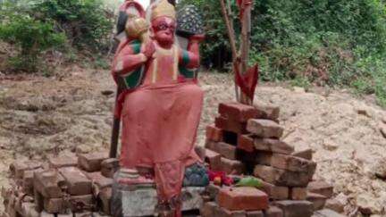 सुल्तानपुर: सैनी लोहरिया में 14 साल से अधूरे हनुमान मंदिर को मिली मंजूरी, 30 मई को 2 बजे सचिवालय पर हुई बैठक