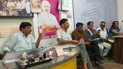 बड़वाह: 9 से 19 जून तक साईं हॉस्पिटल के सहयोग से सभी वार्डों में स्वास्थ्य जांच शिविर का आयोजन करेगी बड़वाह नगर पालिका