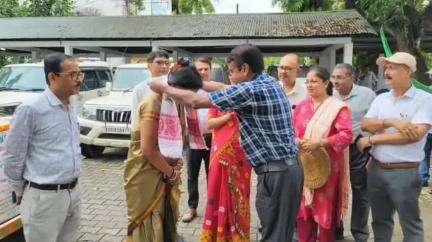 নলবাৰী: চহৰত বিকশিত কৃষি সংকল্প অভিযানৰ দুখনকৈ কৃষি ৰথ উদ্ধোধন জিলা আয়ুক্ত বৰ্ণালী ডেকাৰ