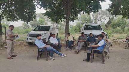 क्या मैं आतंक वादी हूँ क्या मैं गुंडा बदमाश हूँ पूरे हरियाणा में हूँ ऐसा क्यो हूँ की जब भी सीएम आएगा जयहिन्द को हाउस अरेस्ट किया जाएगा 🙏जय भोलेनाथ जय परशुराम ke चेले  है डरते ना हम यमराज से भी सरकार सौदा के 🦾हरियाणा पुलिस ने किया नवीन जयह