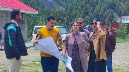 उदयपुर: उपायुक्त लाहौल-स्पीति किरण भड़ाना ने तांदी संगम व लाहौल-हाट इको-टूरिज्म परियोजना का किया निरीक्षण