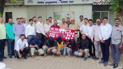 नाशिक: घरफोडीतील आरोपींना त्र्यंबकेश्वर पहिने येथे गुन्हे शाखा युनिट एक व दोनच्या पथकाने केली अटक