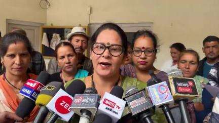 कुल्लू: एक साल बीत जाने के बाद भी बलाधि गांव के लिए नहीं बना पुल: जिला परिषद सदस्य रेखा गुलेरिया