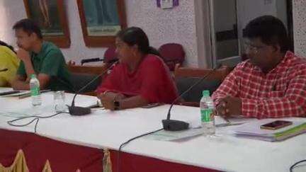 வேலூர்: யானைகள் பயிர்களை நாசம் செய்வதை வனத்துறையினர் தடுக்க வேண்டும் - ஆட்சியரகத்தில் நடந்த குறைதீர்வு கூட்டத்தில் விவசாயிகள் கோரிக்கை