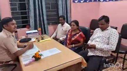 कुंडहित: जिप सदस्यों ने नए थाना प्रभारी से की मुलाकात, अवैध लॉटरी और जुए पर रोक लगाने की अपील