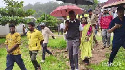 ಚಿಕ್ಕಮಗಳೂರು: ಚಂಡುಗೂಡು ಗ್ರಾಮದ ಶಾಲೆಗೆ ಸಚಿವ ಸತೀಶ್ ಜಾರಕಿಹೋಳಿ ಭೇಟಿ, ಪರಿಶೀಲನೆ