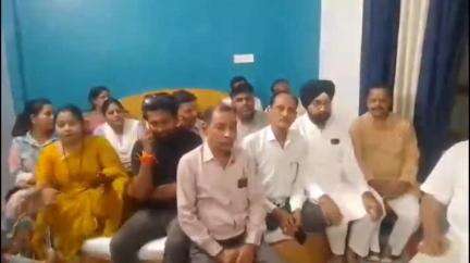 फर्रुखाबाद: चौक चौराहा पर अतिक्रमण कर ट्रांसफर पर रखने को बनाए गए फाउंडेशन का व्यापार मंडल ने प्रेस वार्ता कर किया विरोध #jansamasya