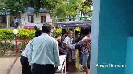 चान्दन: देवासी गांव: निर्माणाधीन मकान में काम करते समय हाई वोल्टेज तार से झुलसा राजमिस्त्री