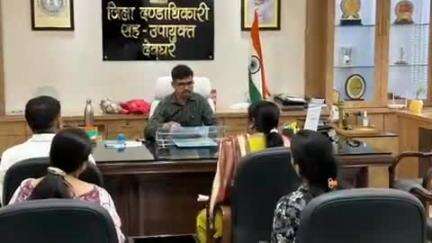 देवघर: बाल सुधार गृह की बच्चियों के प्रति संवेदनशील होकर कार्य करें: उपायुक्त