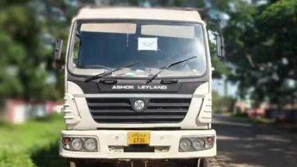 जामा: महारो चौक पर जामा पुलिस ने अवैध पत्थर चिप्स से भरे दो हाईवा किए ज़ब्त