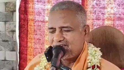 ফলতা: বেনিয়াবাটি এলাকায় শ্রীমৎ ভাগবত গীতা পাঠের আয়োজন করা হয় অনুষ্ঠান শুনতে ভিড় এলাকার সনাতনী ধর্মাবলী মানুষেরা