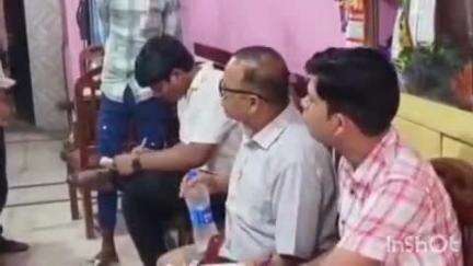 बुढ़नपुर: अतरौलिया नगर पंचायत में श्रम विभाग की टीम पहुँची, चार बड़े व्यापारियों पर हुई कार्रवाई