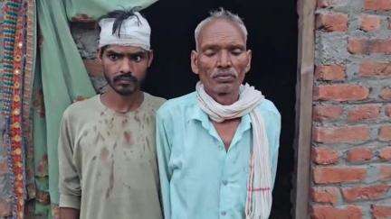 स्वार: रुस्तम नगर गांव में दबंगों ने मामूली विवाद में मारपीट कर घर में रखा 25 क्विंटल लहसुन में लगाई आग