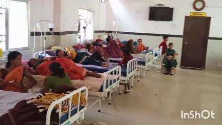 गुरूर: मौसम में परिवर्तन के चलते CHC गुरुर में बढ़ने लगी मरीजों की संख्या, BMO ने दी सावधानी बरतने की सलाह
