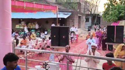 सुल्तानपुर: रामचंद्रपुर गांव में दुर्गा माता मंदिर पर 30 मई शुक्रवार को शाम 8:00 बजे आरती हुई संपन्न