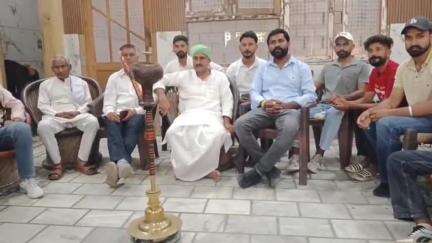 मुज़फ्फरनगर: जाट महासभा द्वारा ₹100000 के इनाम की घोषणा के बाद, KMS के अध्यक्ष ठा. पूरण सिंह ने पंचायत कर जाटों को दी नसीहत