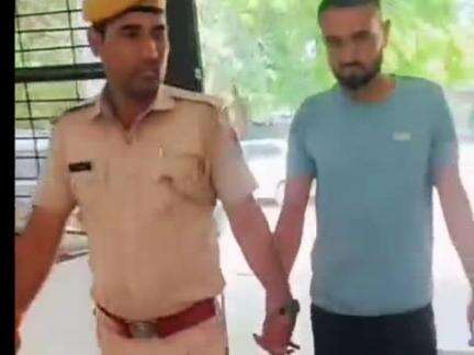 छोटीसादड़ी: धोलापानी पुलिस ने एम्बुलेंस से डोडाचूरा तस्करी मामले में एक और आरोपी को किया गिरफ्तार