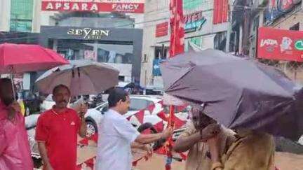കാസര്‍ഗോഡ്: കാസർകോഡ് പുതിയ ബസ് സ്റ്റാൻഡ് പരിസരത്ത് സി.ഐ.ടി.യു സ്ഥാപകദിനം ആചരിച്ചു
