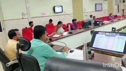 శ్రీకాకుళం: ప్రభుత్వ కార్యక్రమాలపై జిల్లా కలెక్టర్, వీడియో కాన్ఫరెన్స్ నిర్వహించిన రాష్ట్ర ప్రభుత్వ ప్రధాన కార్యదర్శి