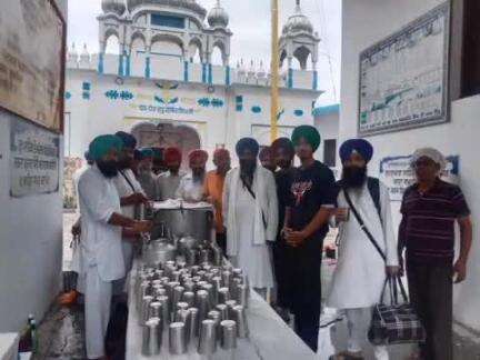 बिलासपुर सदर: गुरु अर्जुन देव के शहीदी दिवस पर गुरुद्वारा कलगीधर में छबील और अटूट लंगर का आयोजन