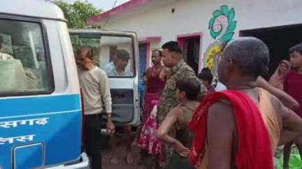 सहसपुर लोहारा: ग्राम बिझौरी में मानसिक रूप से विक्षिप्त व्यक्ति ने लोगों से की मारपीट, पंडरिया अस्पताल में भर्ती